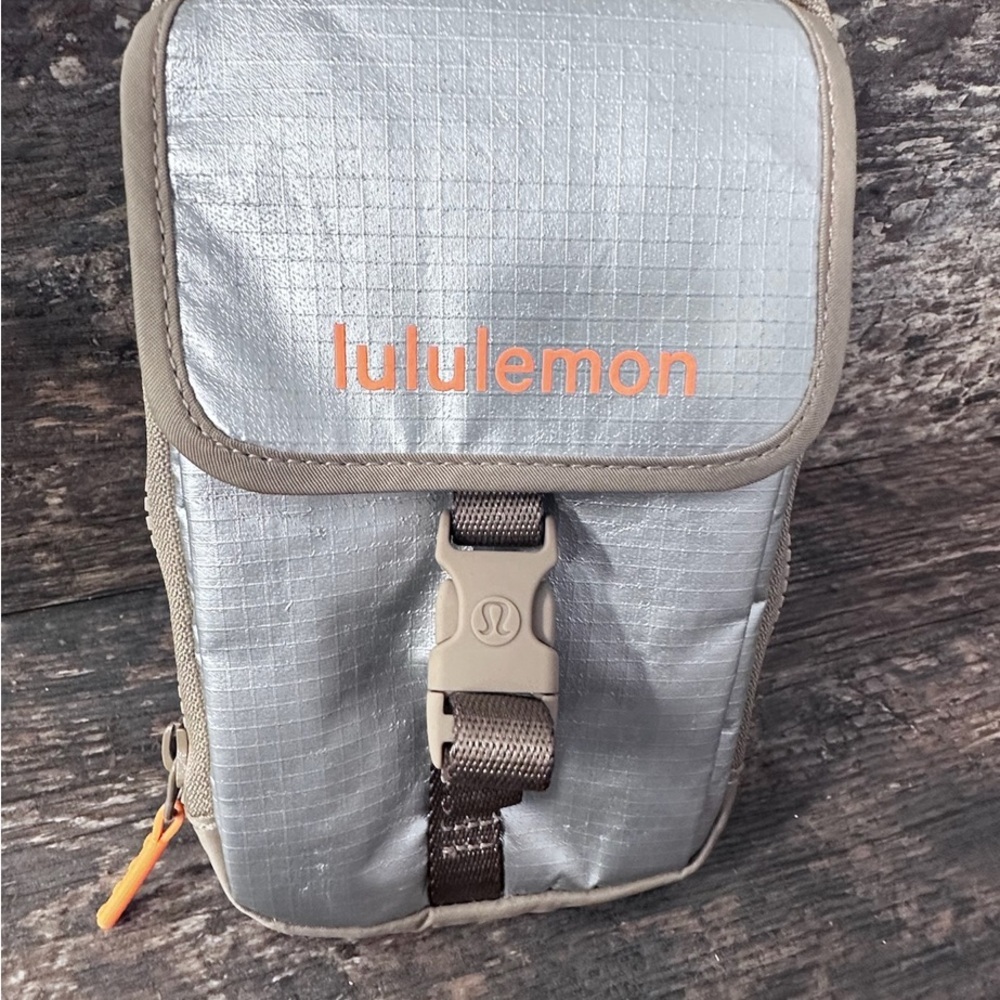 lululemon athletica Gray Silver Tan Crossbody Bag